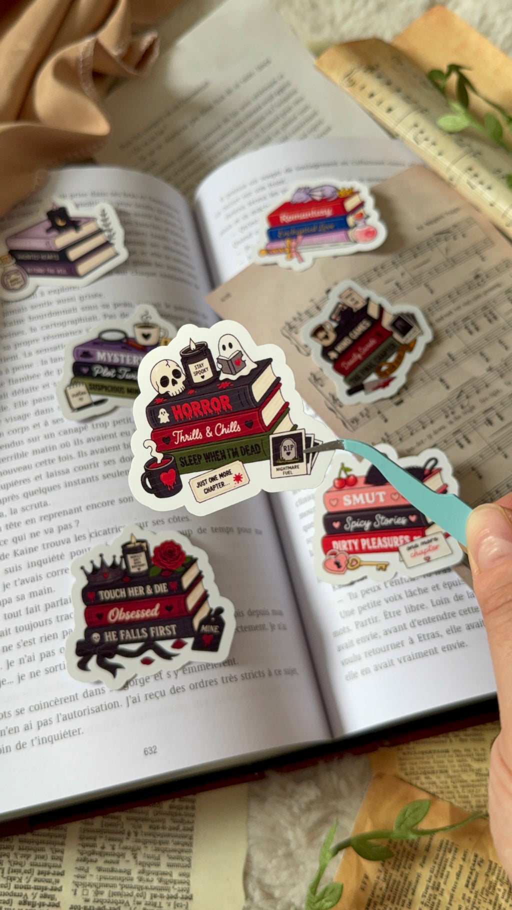 Lot stickers - Pile à lire